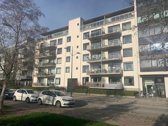 Flaggskeppsgatan 18, bild 1 av 2